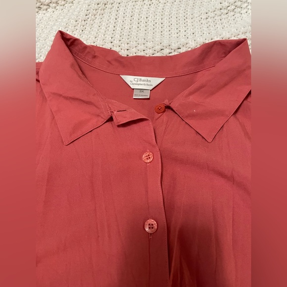 C.J. Banks Button Up Top (size 3X) - Picture 2 of 7